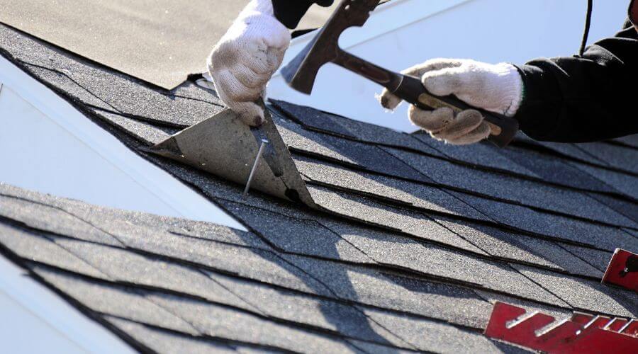 Professional Flat Roofing Installation in East Lynn, IL